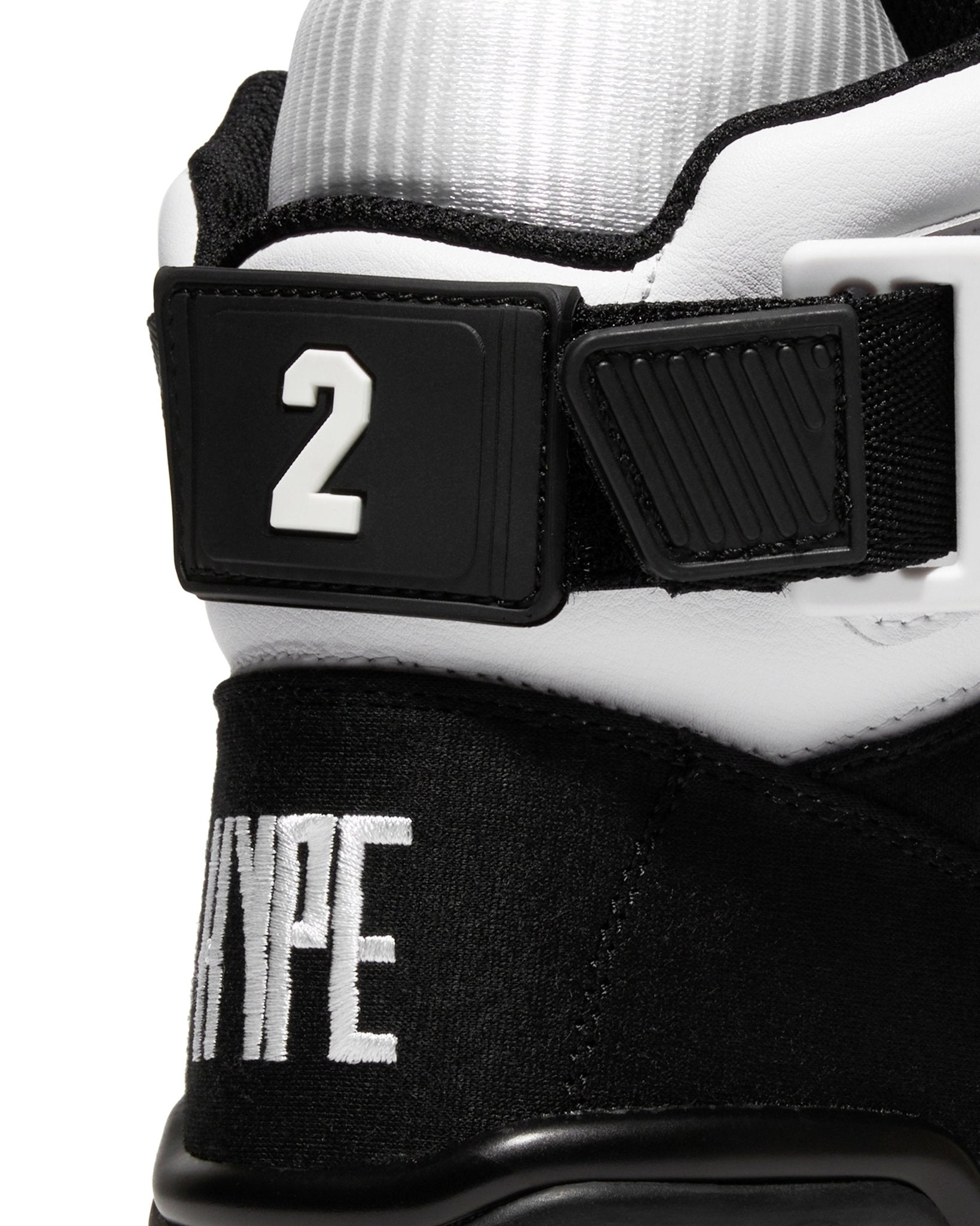 33 HI x KID N PLAY White/Black/Multi - Ewing Athletics