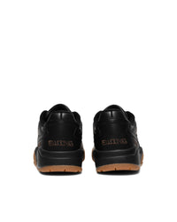 SL33 Black/Gum