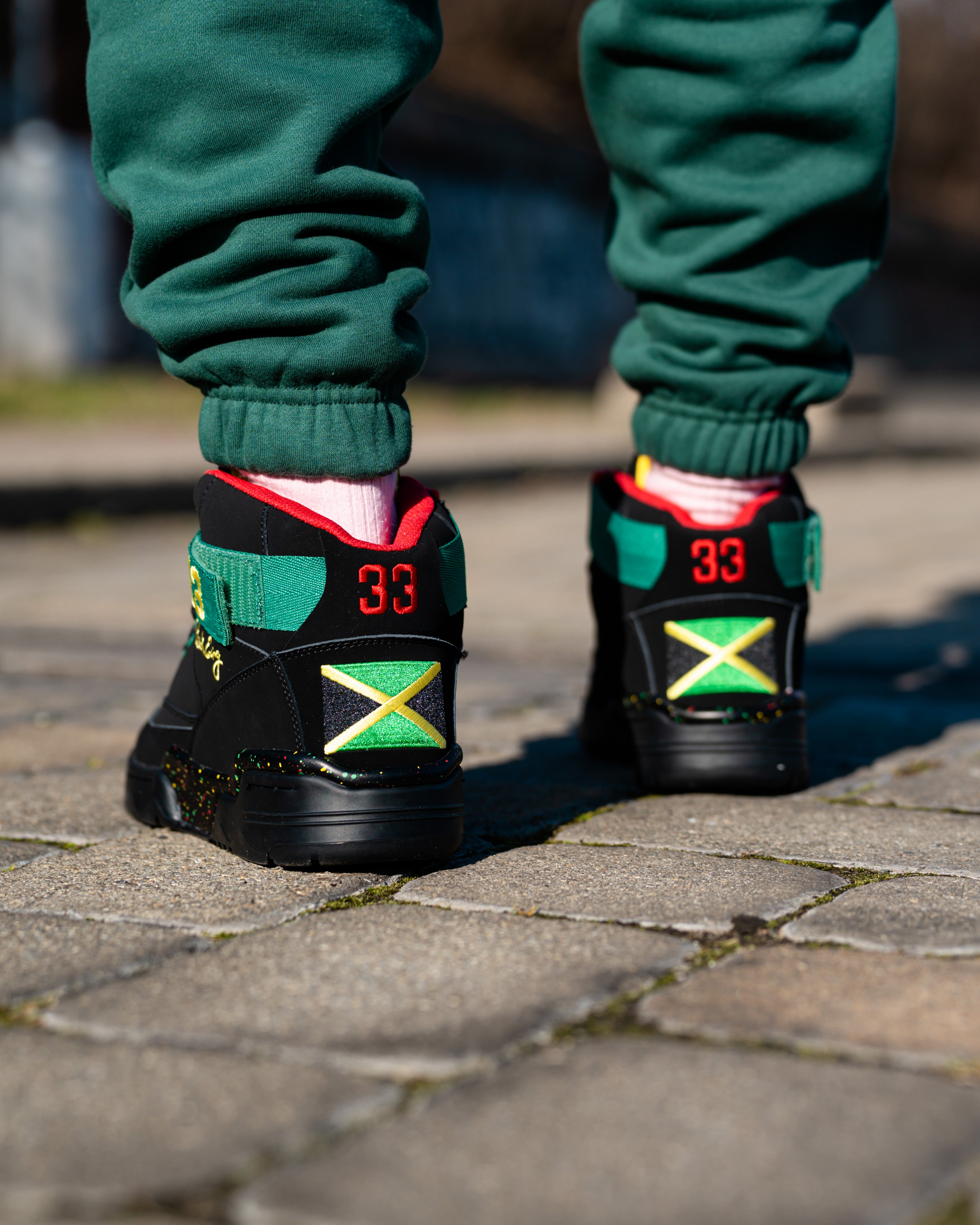 33 MID Black/Green/Red JAMAICA